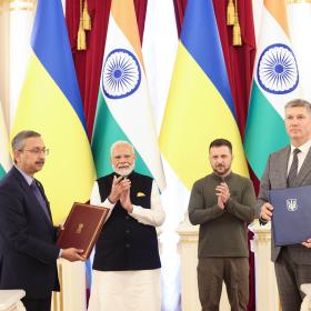  Indian Prime Minister Narendra Modi and Ukrainian President Volodymyr Zelenskyy during the signing of a memorandum of understanding between their governments at the Maryinskyi Palace in Kyiv, Ukraine, Aug. 23, 2024. (Indian Ministry of External Affairs)