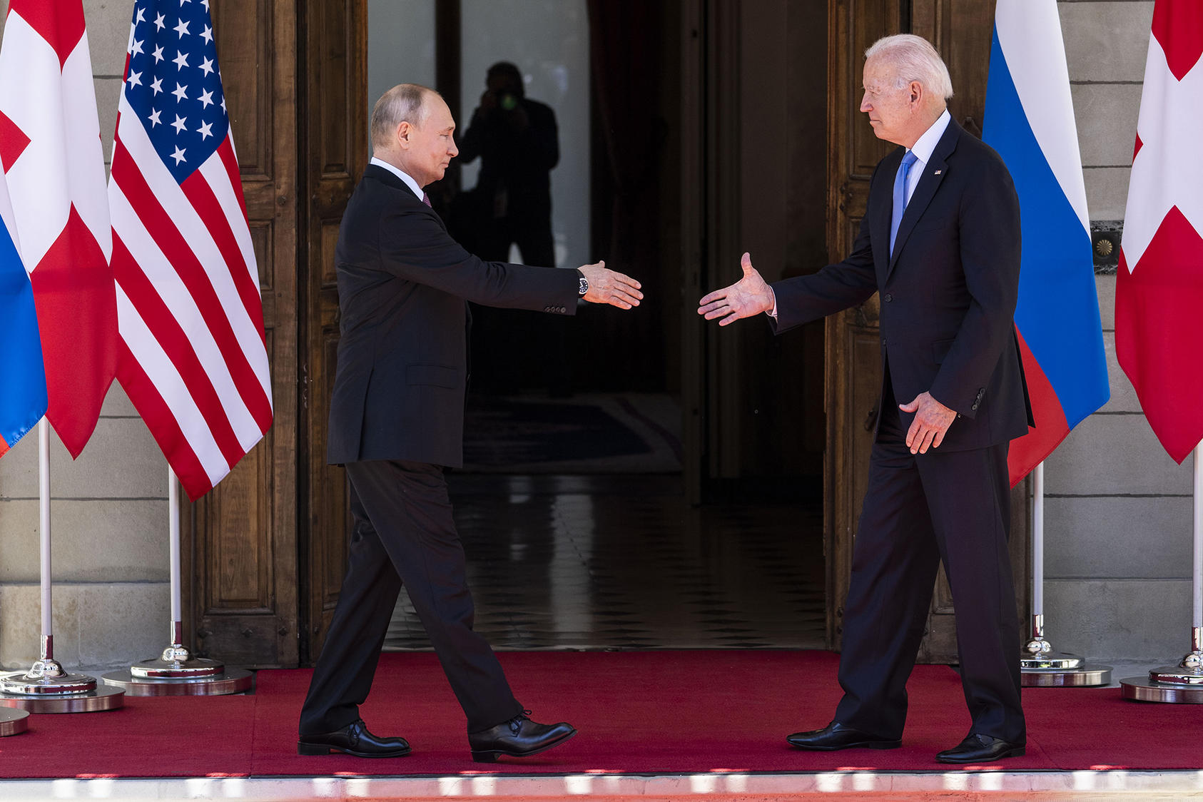 Despite Moscow’s Brinkmanship, U.S. And Russia Explore Deeper Relations ...