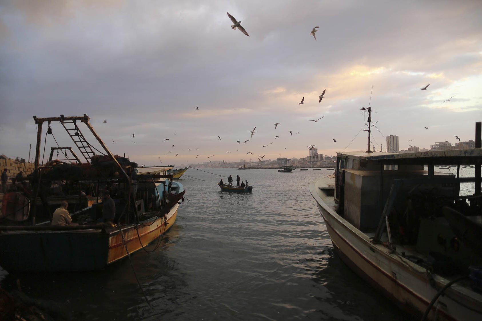Fishermen in the seaport in Gaza City, Dec. 13, 2012. A potential deal on a gas field 22 miles off the coast of Gaza could be a boon for the Palestinian economy. (Wissam Nassar/The New York Times)