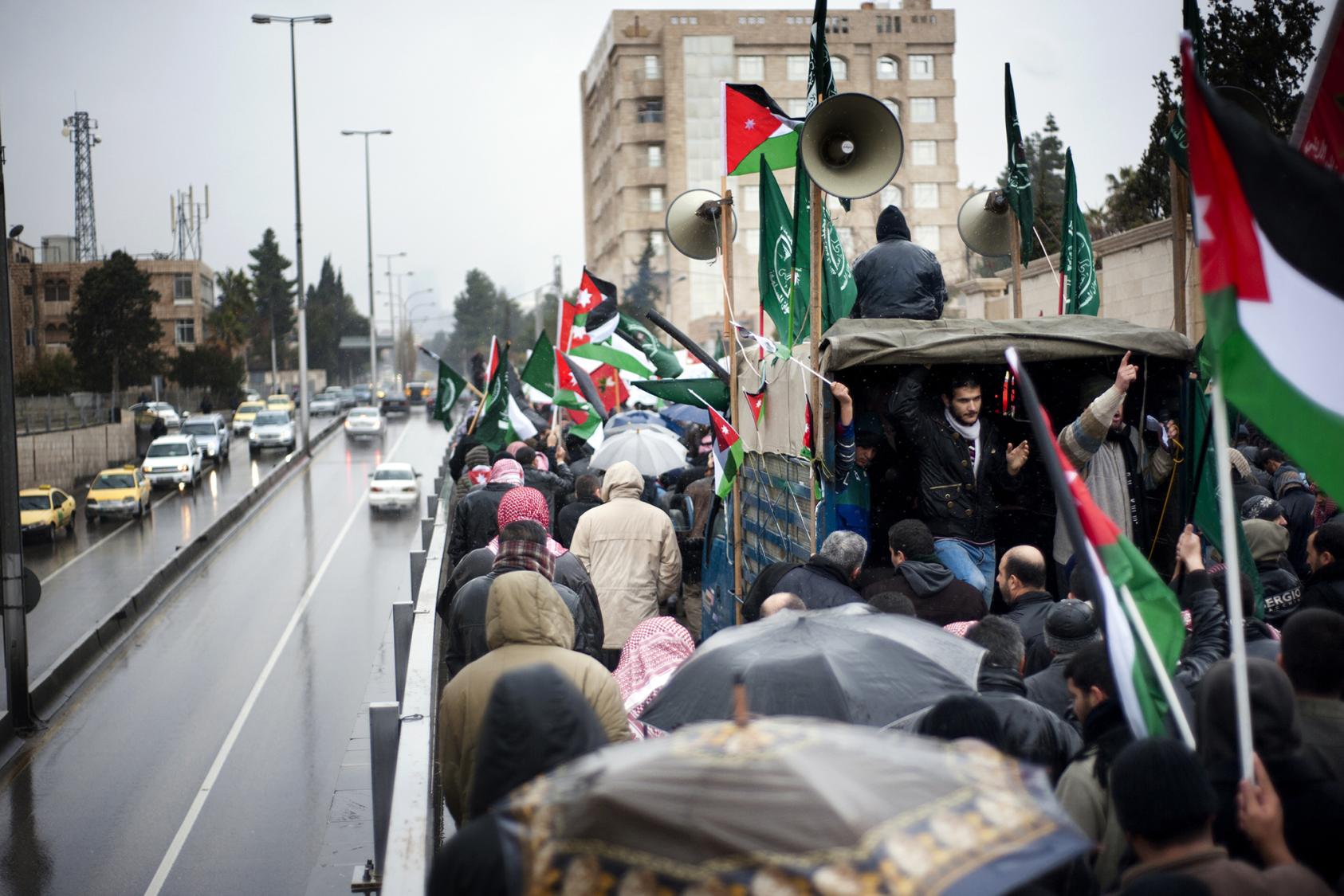 A protest surrounding the Jordanian Prime Ministry in Amman, Jordan on Feb. 4, 2011. Many Jordanians have protested the Gaza war, but the country still maintains important security ties with Israel. (Andrea Bruce/The New York Times)