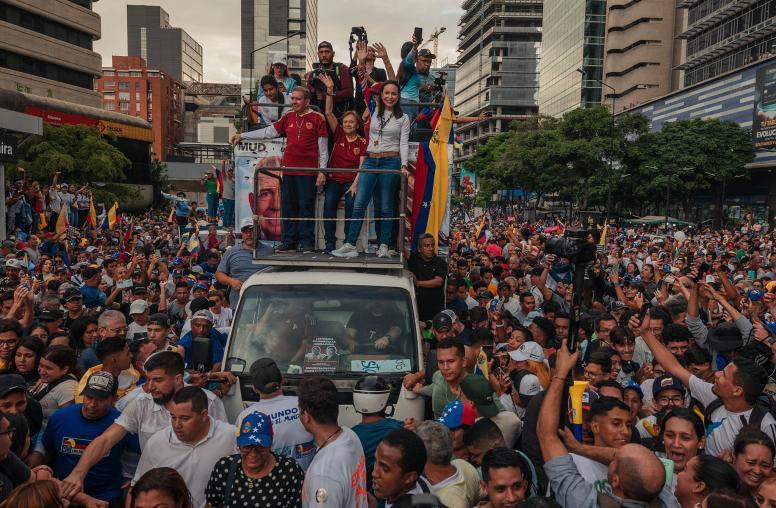 Cómo Puede Contribuir EE.UU. a la Resolución del Conflicto en Venezuela